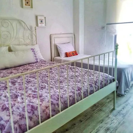 Fullmoon Rooms Cesme Casa de hóspedes