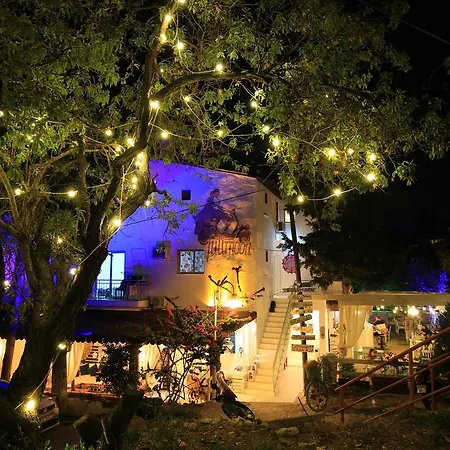 Fullmoon Rooms Cesme * Çeşme